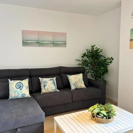 Nagomi - Modern With Parking & Swimming Pool