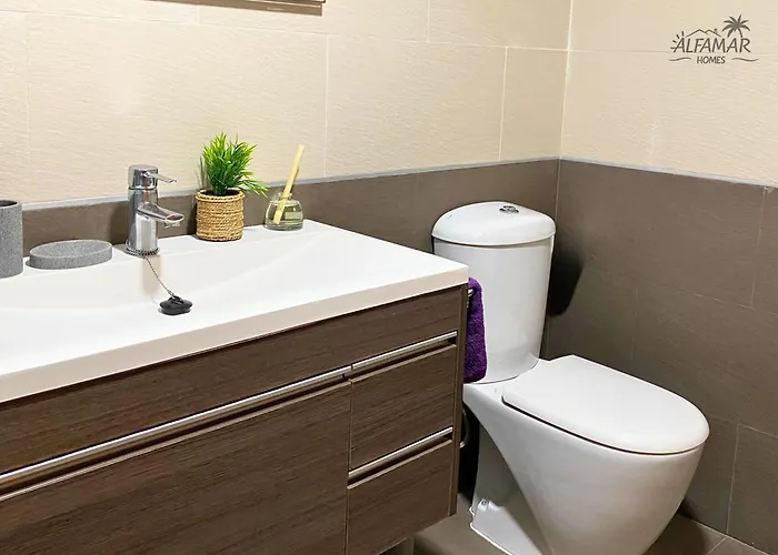 Apartman Nagomi - Modern With Parking & Swimming Pool *