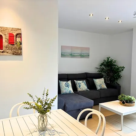 Nagomi - Modern With Parking & Swimming Pool * 료렛 드 마르
