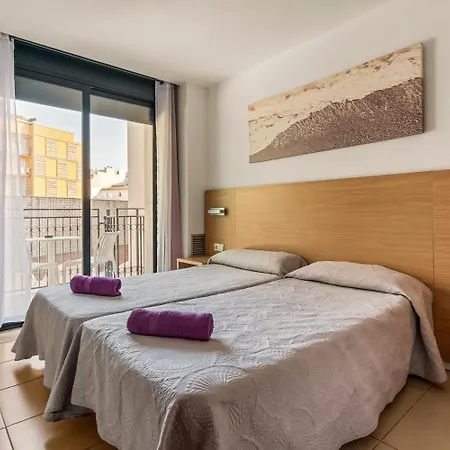 Nagomi - Modern With Parking & Swimming Pool