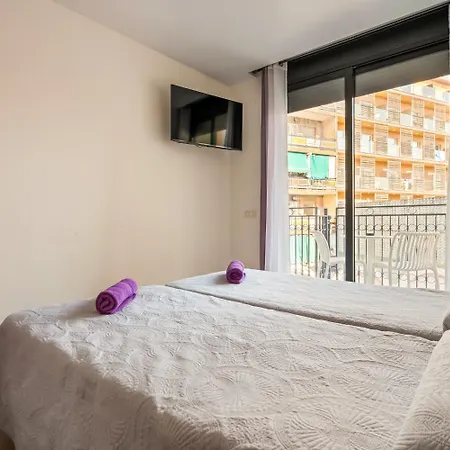 Nagomi - Modern With Parking & Swimming Pool 아파트