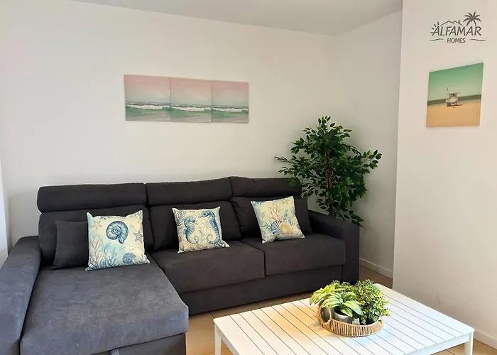 Nagomi - Modern With Parking & Swimming Pool