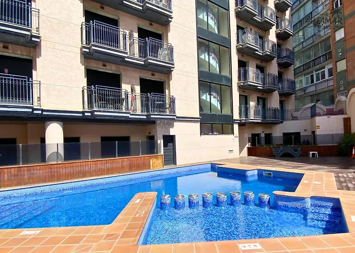 Nagomi - Modern With Parking & Swimming Pool *